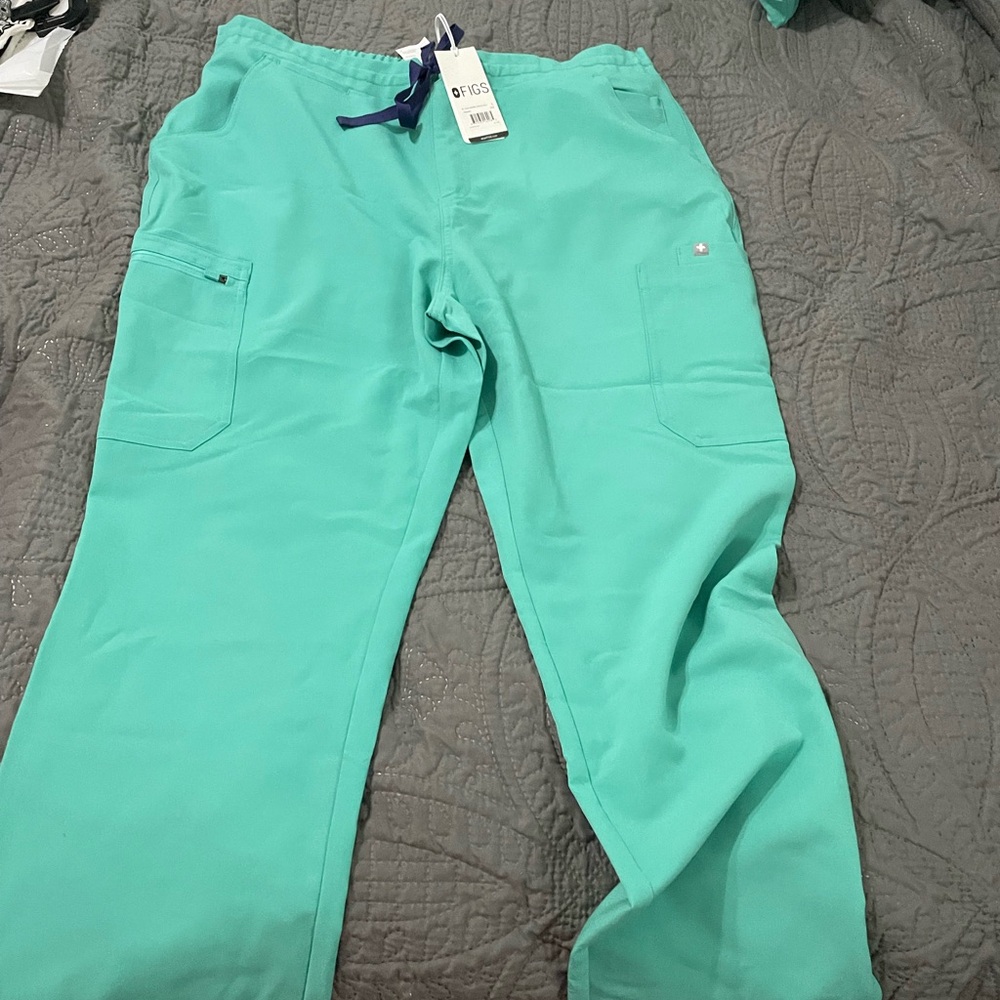 NWT figs scrub pants L TALL teal blue skinny